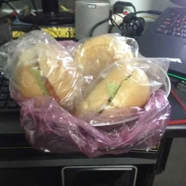 Món ăn- Ăn vặt Bánh Mì Hamburger
