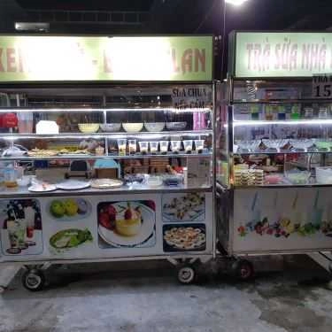 Không gian- Cafe Ăn Vặt Quán - Lê Văn Lương