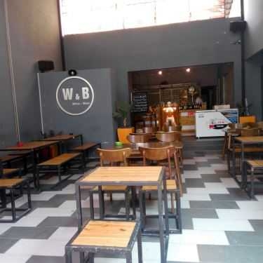 Không gian- Wine & Beer - Coffee & Nước Ép