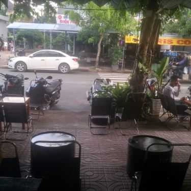 Không gian- Mộc Coffee - Đường DC 13