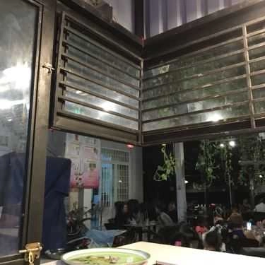 Không gian- Chất - Trà Sữa & Cafe
