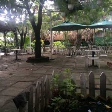 Không gian- Vườn Xoài Cafe