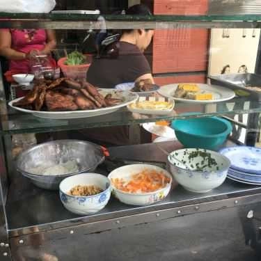 Không gian- Ăn vặt Quán Cúc - Cơm Tấm