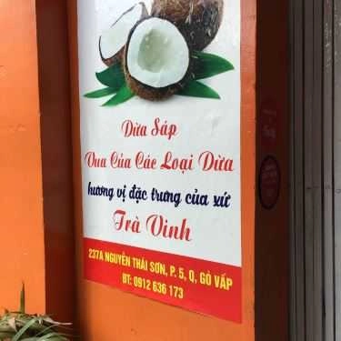 Không gian- Cafe Sinh Tố Dừa Sáp