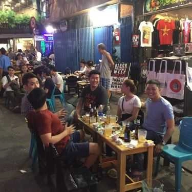 Không gian- Ăn vặt Quán Nhà Lá - Quán Nhậu
