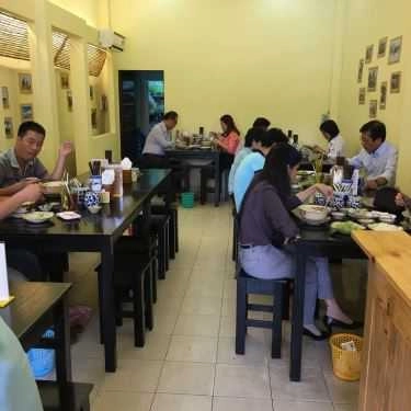 Không gian- Quán Nhỏ - Trà Đào & Ăn Vặt