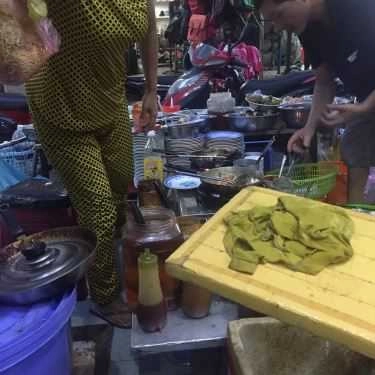 Tổng hợp- Ăn vặt Quán Ốc - Hẻm Chợ Hoàng Hoa Thám