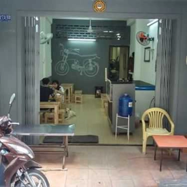 Không gian- Quán Cơm Quán Súp Đỏ - Súp Cua & Bánh Mì Chảo
