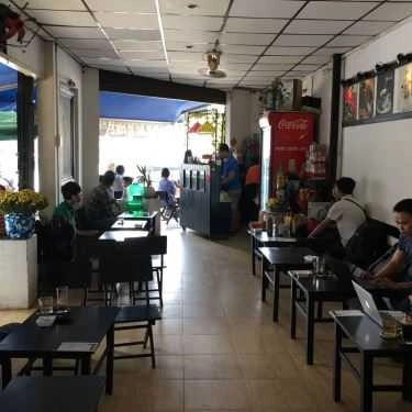 Không gian- T&N Cafe - Tên Lửa