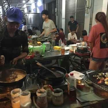 Không gian- Quán Nhậu Quán Ốc Thanh Niên