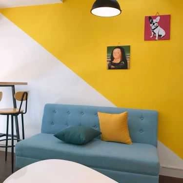 Không gian- Queen Tea & Coffee - Nguyễn Hữu Cảnh