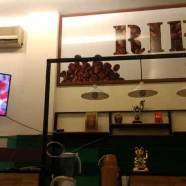 Không gian- Rifa Coffee & Tea