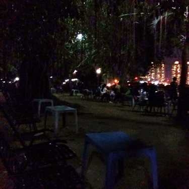 Không gian- Rita Cafe - Bờ sông Sài gòn