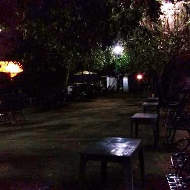 Không gian- Rita Cafe - Bờ sông Sài gòn
