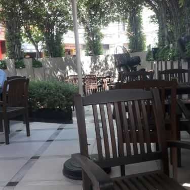 Không gian- Rita Võ Cafe - Trần Não