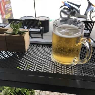 Không gian- Roadway Cafe & Beer