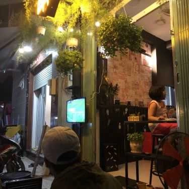 Không gian- Roadway Cafe & Beer