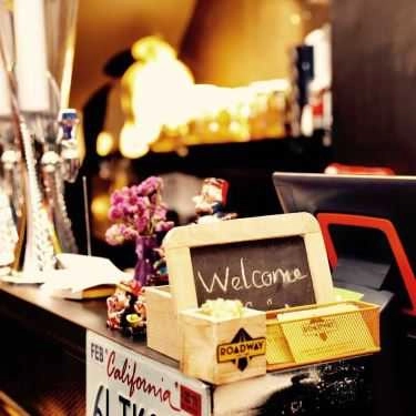 Tổng hợp- Roadway Cafe & Beer