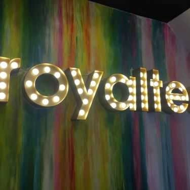 Tổng hợp- Cafe Royaltea Flagship Store - Trà Sữa Đài Loan - Võ Văn Tần
