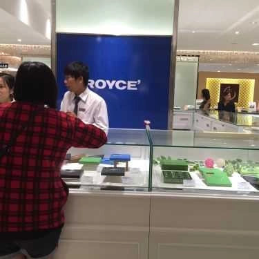 Tổng hợp- Tiệm Bánh Royce Nama Chocolate - TTTM Takashimaya