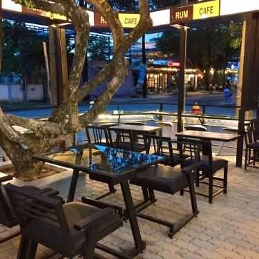 Không gian- Rum Cafe