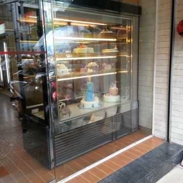 Tổng hợp- Tiệm Bánh Sài Gòn Givral Bakery - Hàm Nghi