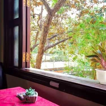 Không gian- Sài Gòn Xưa Cafe - Độc Lập