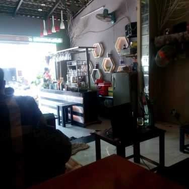 Không gian- Sam Sam Coffee Shop