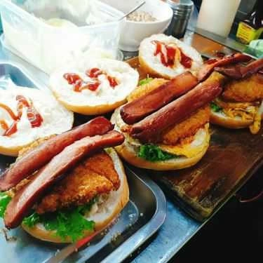 Món ăn- Ăn vặt Sandwich - Hamburger Chía Núi - Nguyễn Trãi