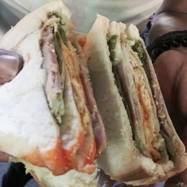 Món ăn- Ăn vặt Sandwich - Hamburger Chía Núi - Nguyễn Trãi