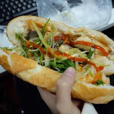 Món ăn- Tiệm Bánh Bánh Mì Sáu Minh - Võ Văn Tần