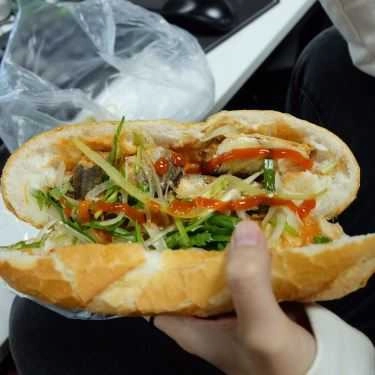 Món ăn- Tiệm Bánh Bánh Mì Sáu Minh - Võ Văn Tần