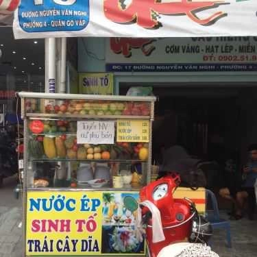 Không gian- Ăn vặt Sinh Tố - Nguyễn Văn Nghi