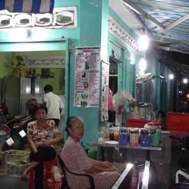 Không gian- Ăn vặt Sinh Tố 4 Mùa