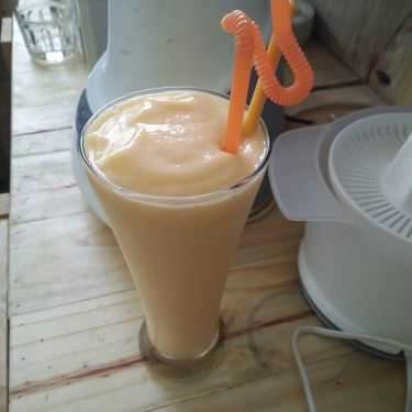 Món ăn- Tái Ngộ - Sinh Tố & Cafe
