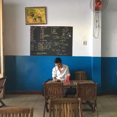 Không gian- Sinh Viên Cafe - Điện Biên Phủ