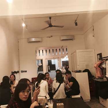 Tổng hợp- Slow & Chill Coffee - Nguyễn Huệ