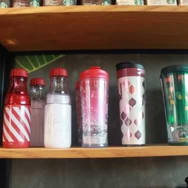 Tổng hợp- Starbucks Coffee - Pearl Plaza