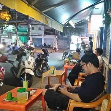 Không gian- Ăn vặt Chè & Trái Cây Tự Chọn Subin