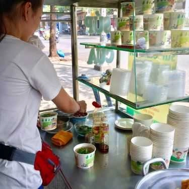 Không gian- Ăn vặt Súp Cua Hiền - Súp Cua Óc Heo Bắc Thảo - Hoàng Hoa Thám