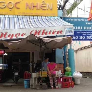Không gian- Ăn vặt Súp Cua Phượng - Xóm Chiếu