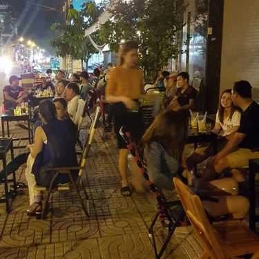 Tổng hợp- Taka Coffee & Milk Tea