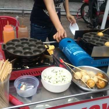 Tổng hợp- Ăn vặt Bánh Takoyaki - Nhân Bạch Tuộc & Phô Mai