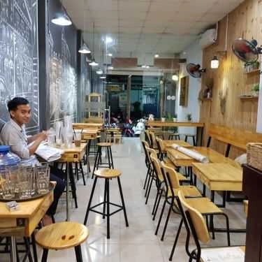 Không gian- Thanks Coffee