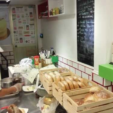 Món ăn- Tiệm Bánh The 5 Star Bakery House