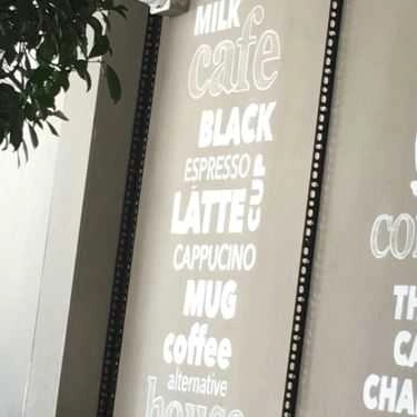 Tổng hợp- The Coffee House - Lê Văn Sỹ