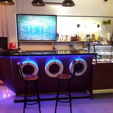 Không gian- The Fiction Coffee