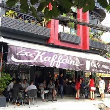 Không gian- The Kaffeine Cafe