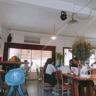 Không gian- The Old Compass Cafe
