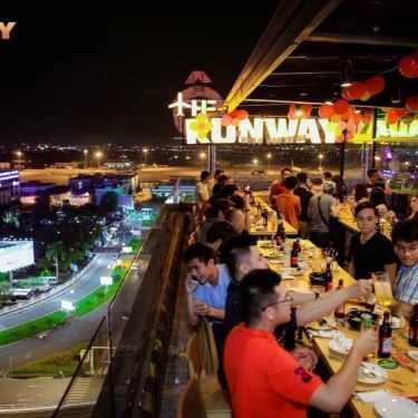 Tổng hợp- Beer Club The Runway - Sky Garden